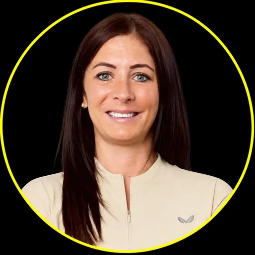 Portrait of Eve Muirhead