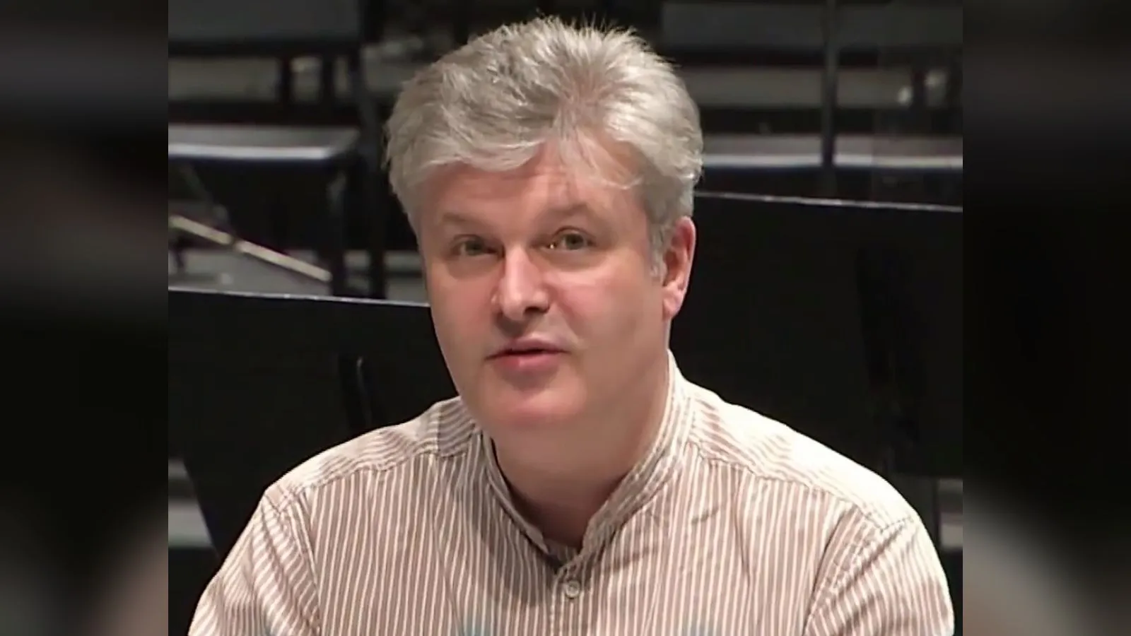 Meet the Composers 2012 The Cabrillo Festival of Contemporary Music presents "Meet the Composers", a panel discussion hosted by Music Director Marin Alsop. The composers are John Wineglass, Greg Smith